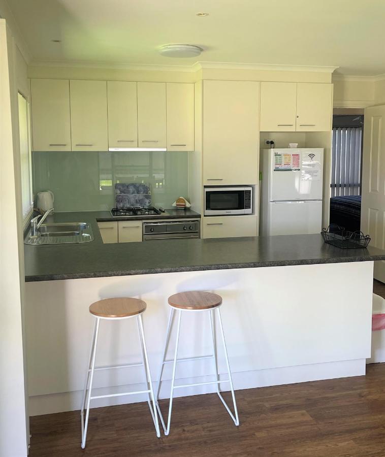 Dbj Holiday Units Mulwala Exterior photo