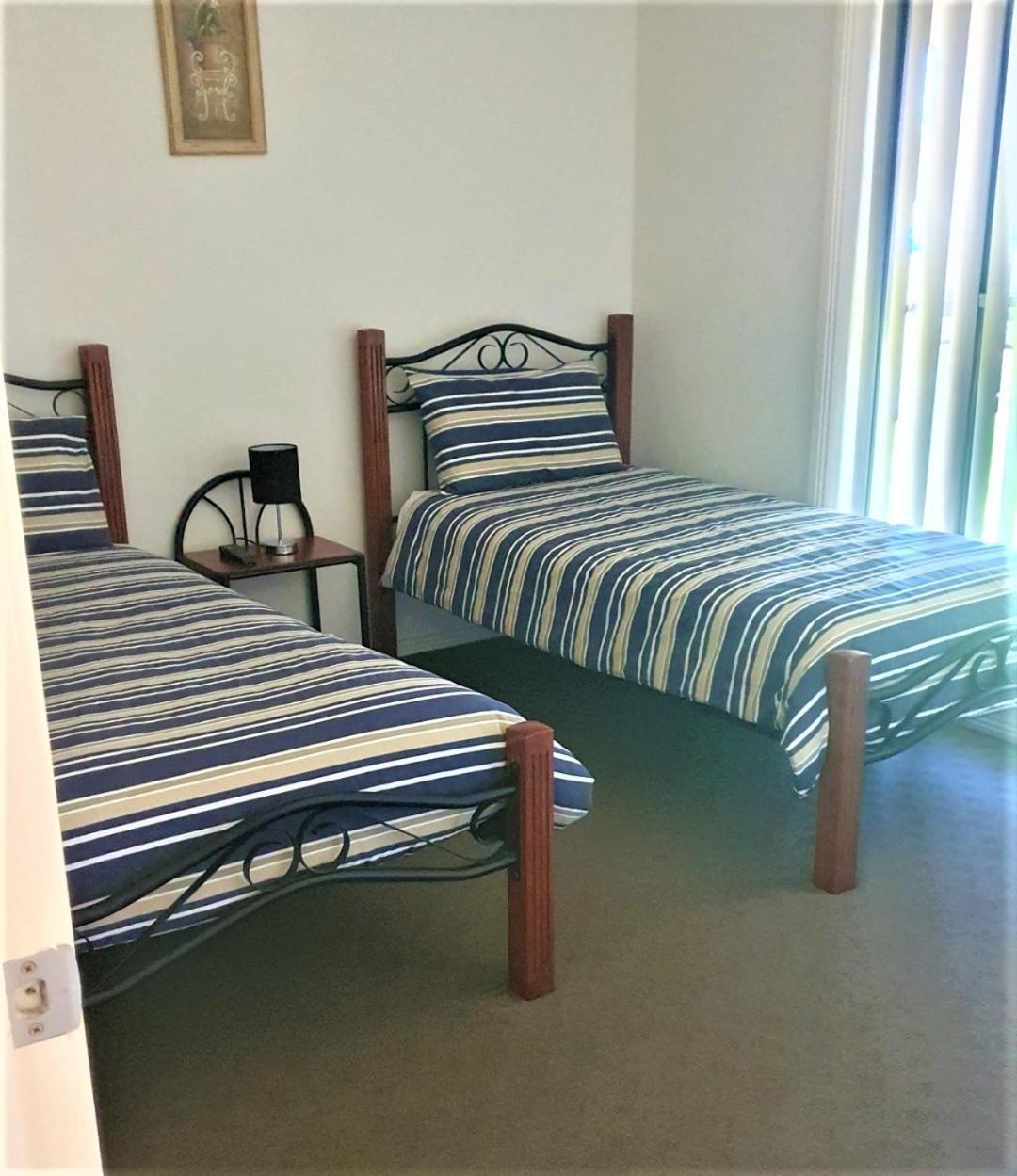 Dbj Holiday Units Mulwala Exterior photo